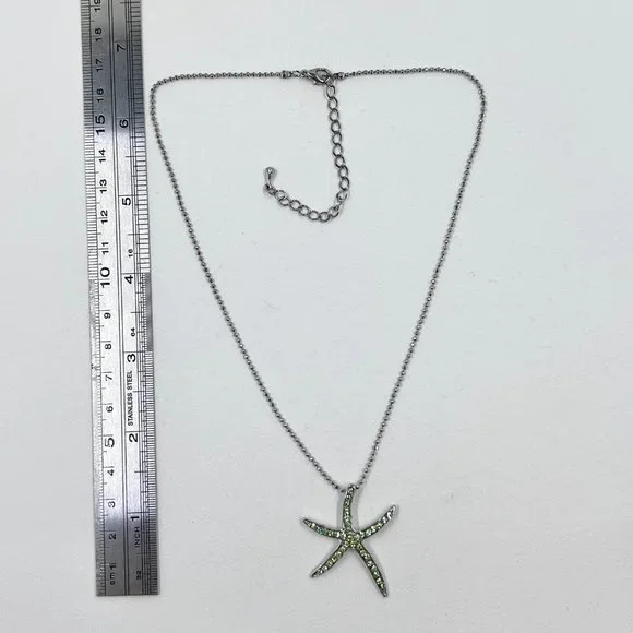 Green Jeweled Starfish Pendant Silver Tone 16” Ball Chain Necklace - Picture 4 of 7